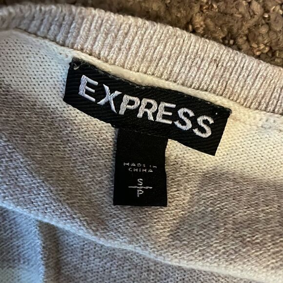 Express Cream stripped sweater size S - Picture 7 of 9